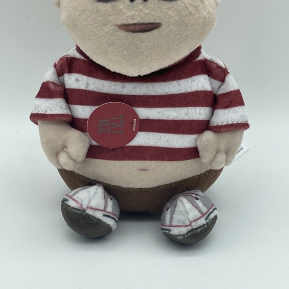 Pre owned in good condition. No damages clean smell and pet free. - Picture 4 of 6